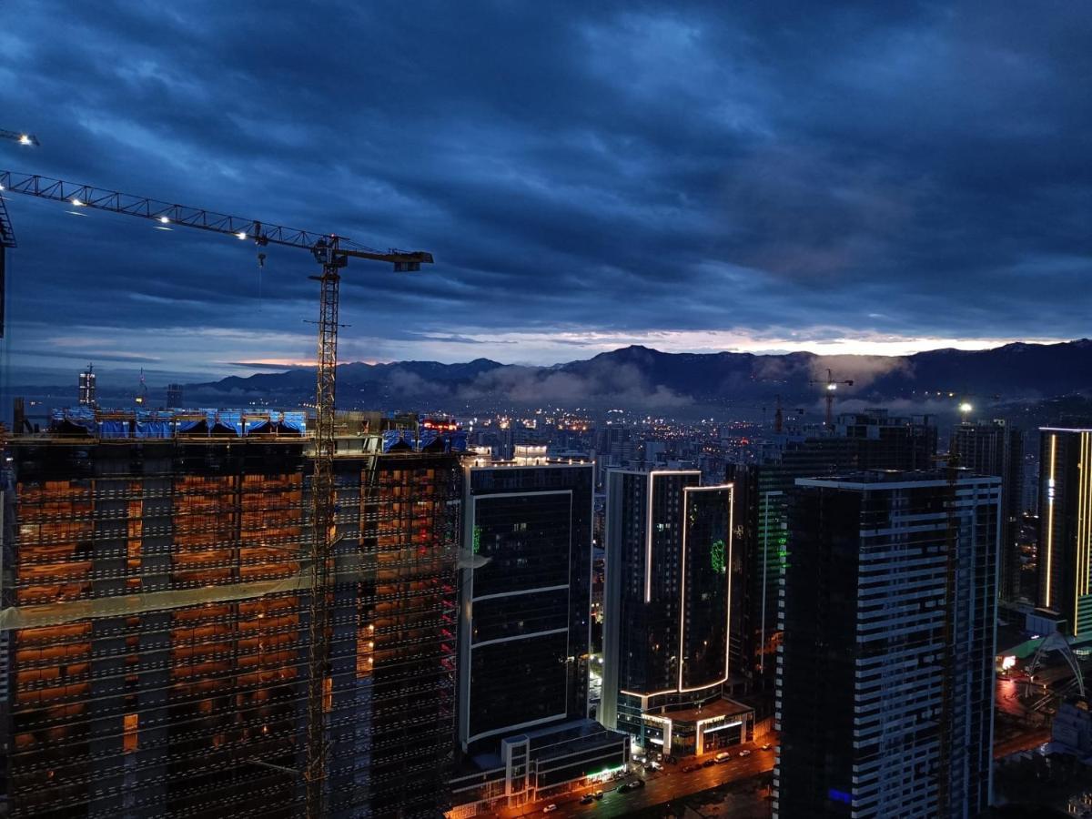 Orbi City Apartment 46Th Floor - Amazing View บาทูมิ ภายนอก รูปภาพ